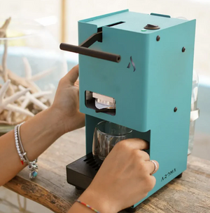 Aroma E.GO – Přenosný italský espressovač na kapsle