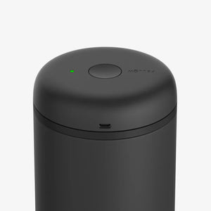 Matně černá elektrická vakuová nádoba na kávu s LED indikátorem, součást Fellow, Skladování, Nejnovější, vše o kávě.